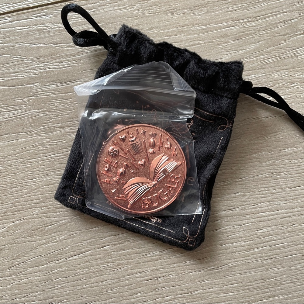 Bookish Box August 2024 Reading Coin - Picture 2 of 3